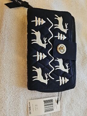 NWT Vera Bradley Navy Quilted Wallet with White Deer Embroidery